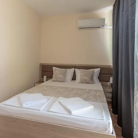 Helios Luxury Ξενοδοχείο με διαμερίσματα Πριμόρσκο