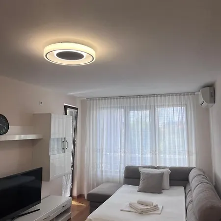 Helios Luxury Ξενοδοχείο με διαμερίσματα Πριμόρσκο