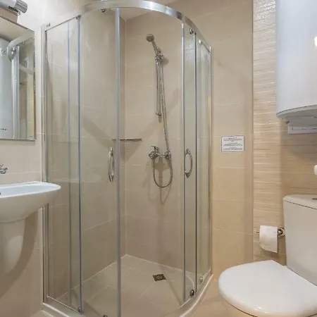 Ξενοδοχείο με διαμερίσματα Helios Luxury