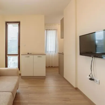 公寓式酒店 Helios Luxury 3*