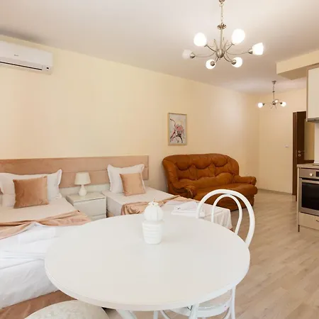 公寓式酒店 Helios Luxury 3*