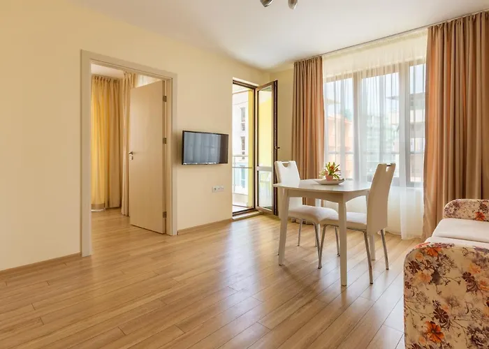 Aparthotel Helios Luxury 3*