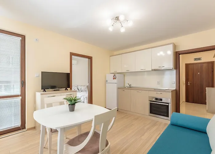 Helios Luxury Aparthotel